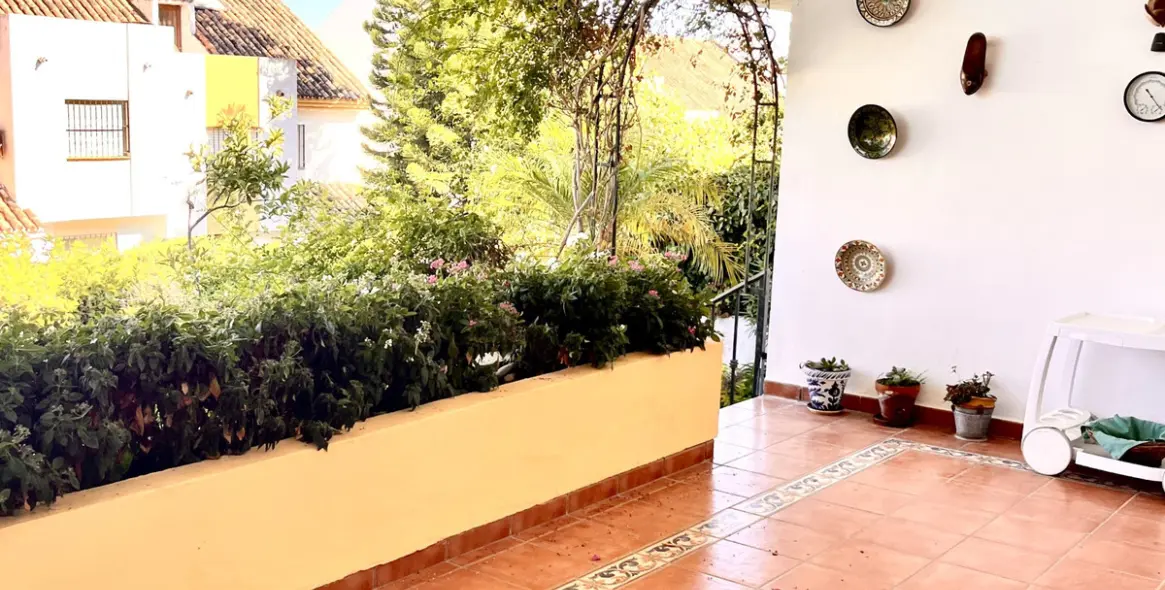 Sale of townhouse in Estepona 32