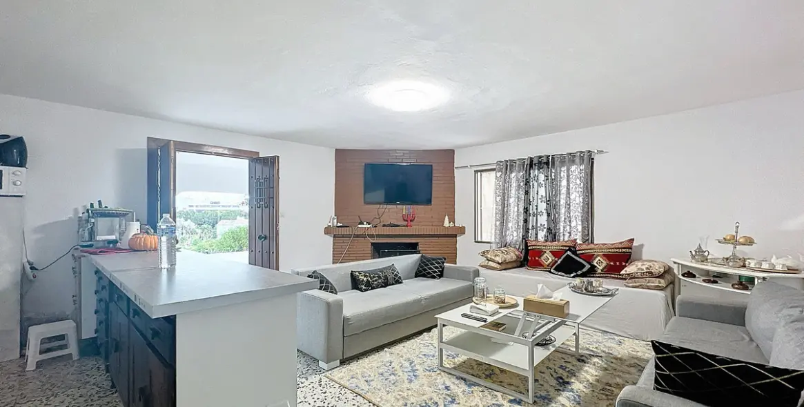 Sale of farm in Estepona 11