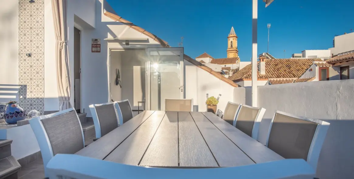 Продажа пентхауса в Estepona 1