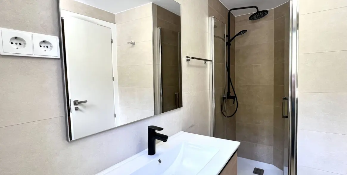 Sale of townhouse in Estepona 9