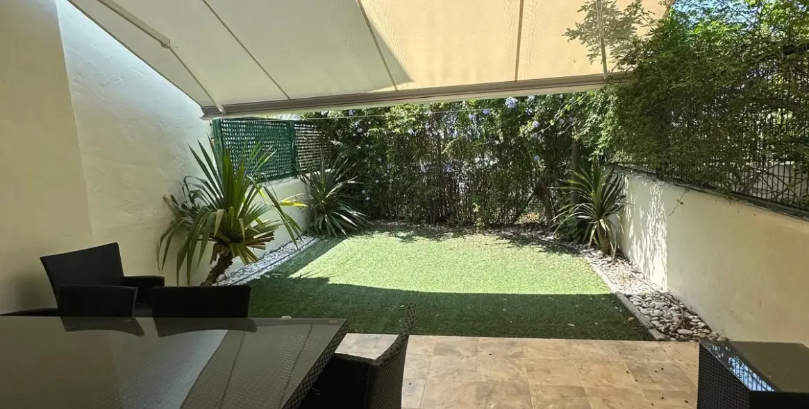 Sale of townhouse in Cancelada 4