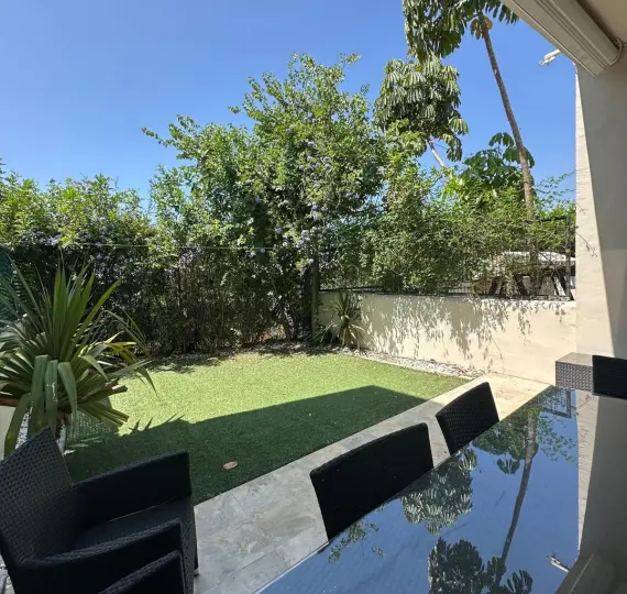 Sale of townhouse in Cancelada