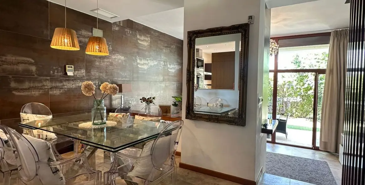 Sale of townhouse in Cancelada 10