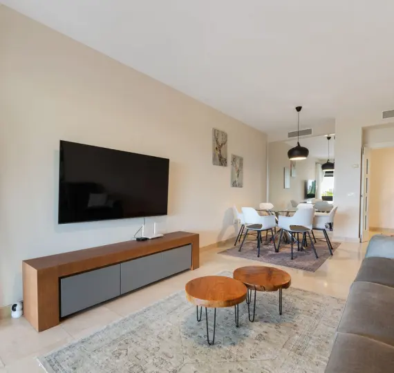 Sale of middle floor apartment in Los Flamingos