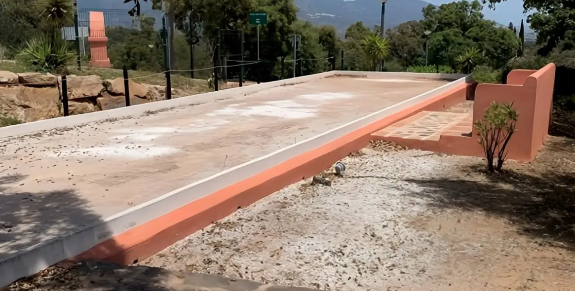 Venta de ático dúplex en Ojén 12