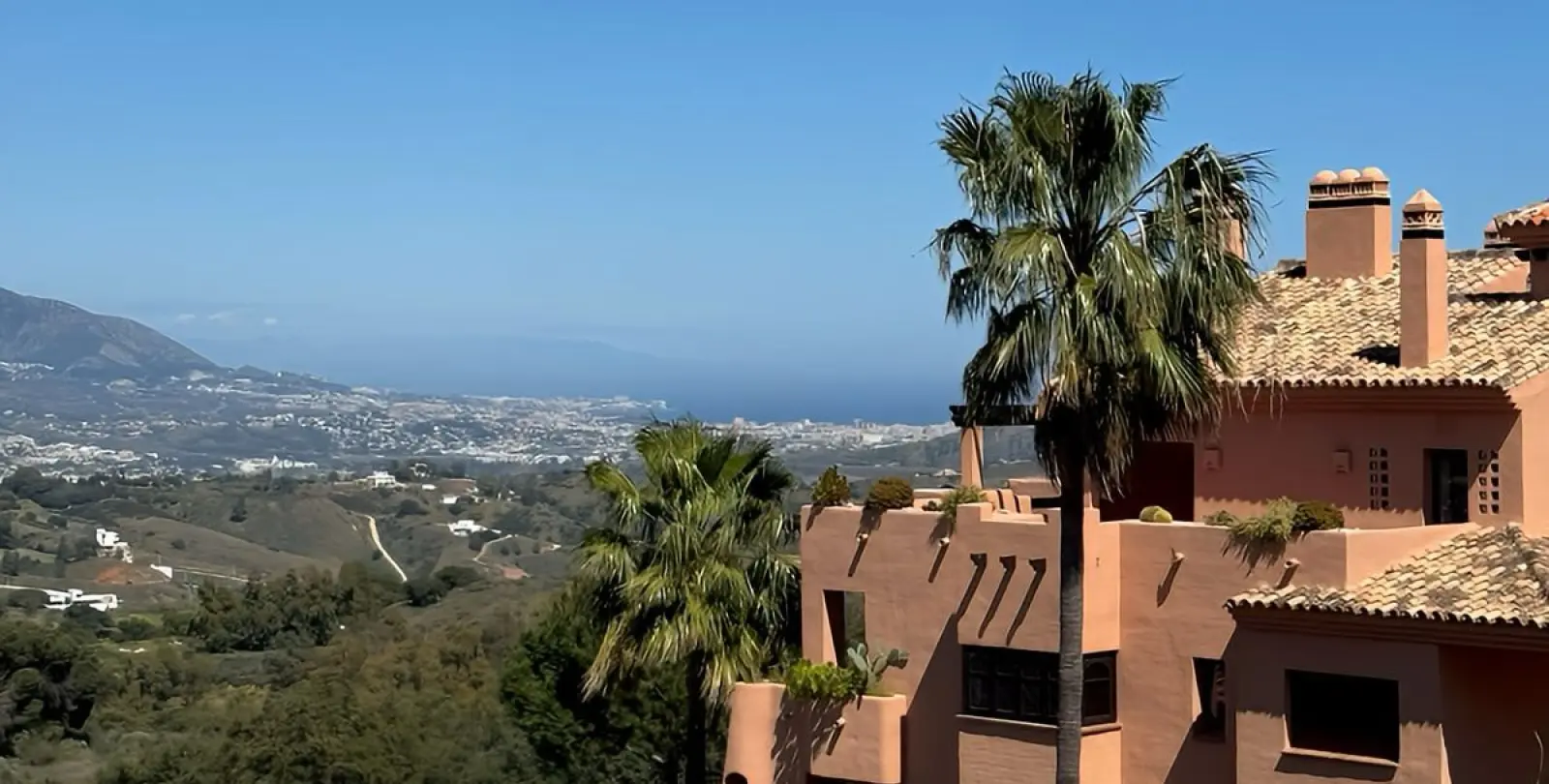 Sale of penthouse duplex in Ojén 33