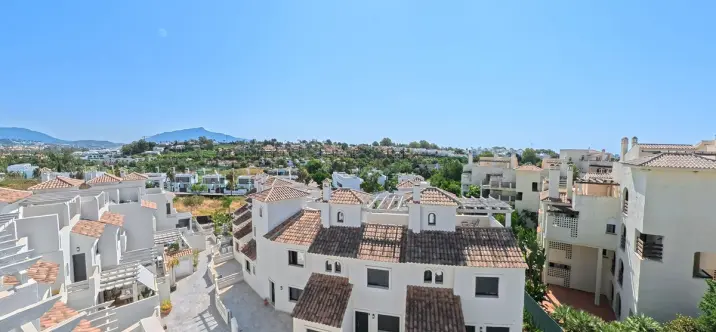 Sale of townhouse in Estepona 0