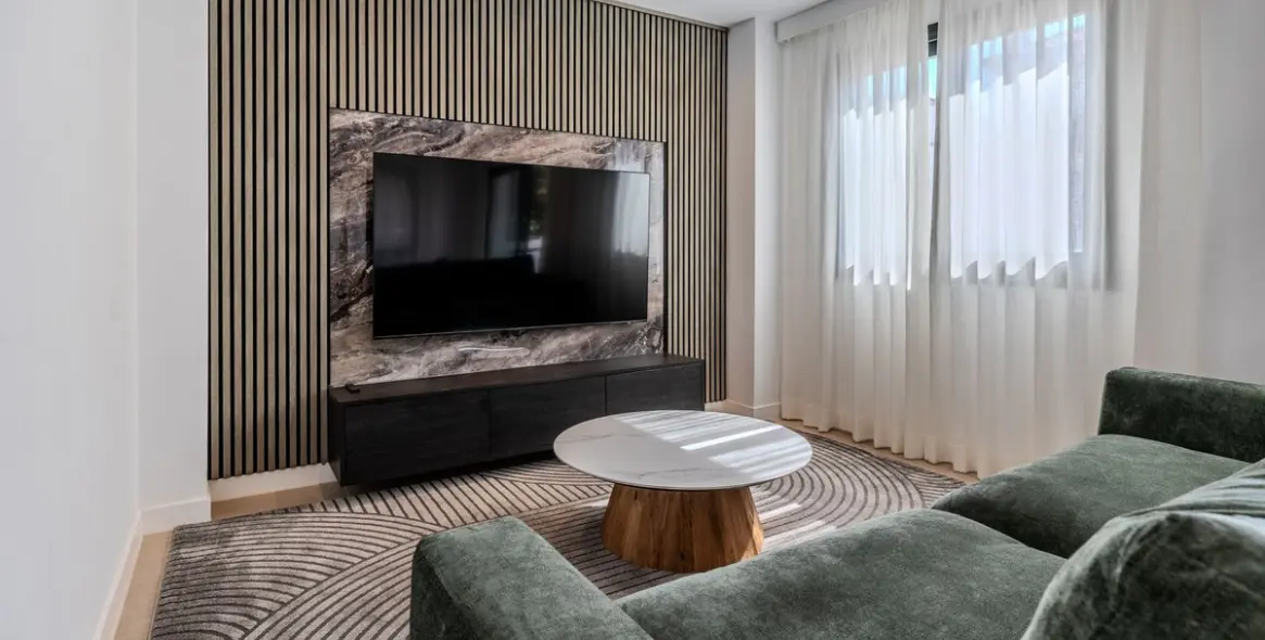 Sale of townhouse in Estepona 3