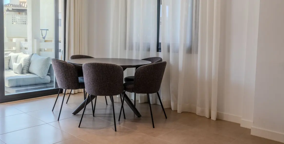 Sale of townhouse in Estepona 4