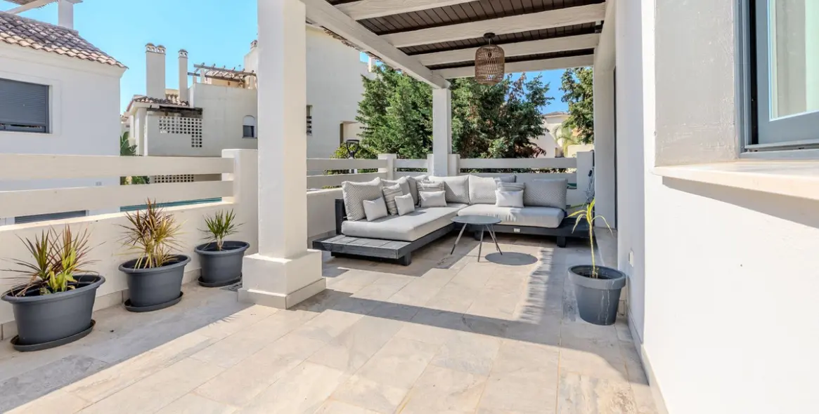 Sale of townhouse in Estepona 9