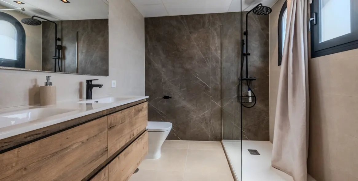 Sale of townhouse in Estepona 20