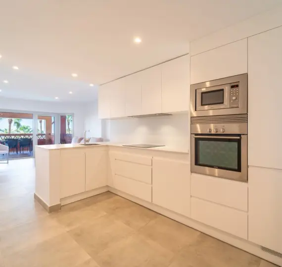 Venta de apartamento en planta media en Benalmadena