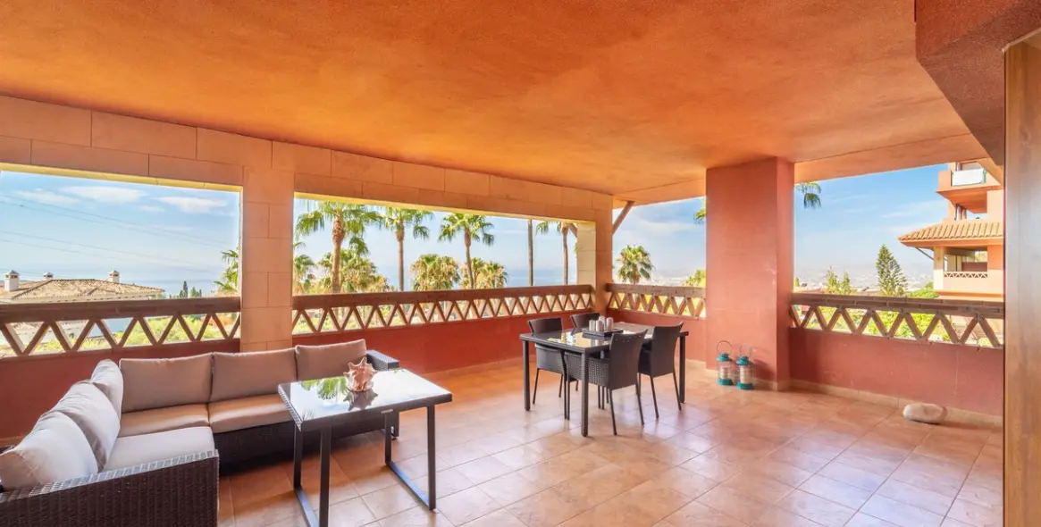 Продажа апартаментов на среднем этаже в Benalmadena 4