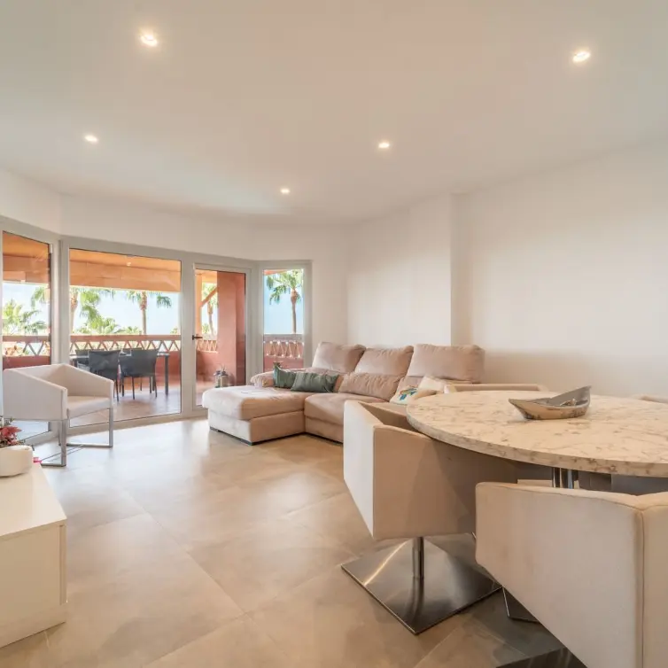 Sale of middle floor apartment in Benalmadena
