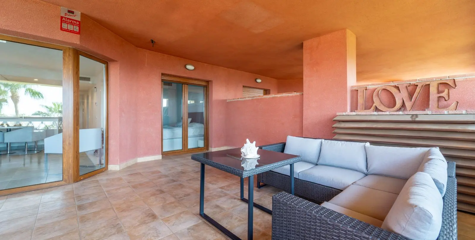 Sale of middle floor apartment in Benalmadena 21