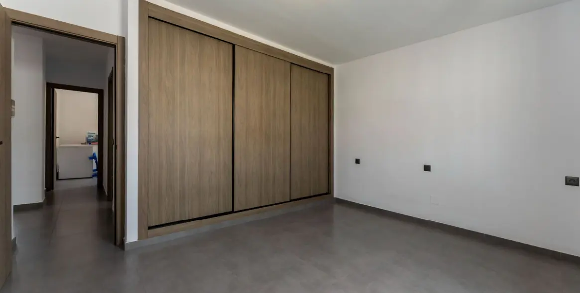 Sale of detached villa in Coín 13