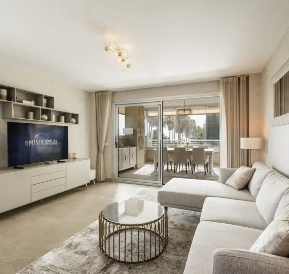 Middle floor apartment R5148265