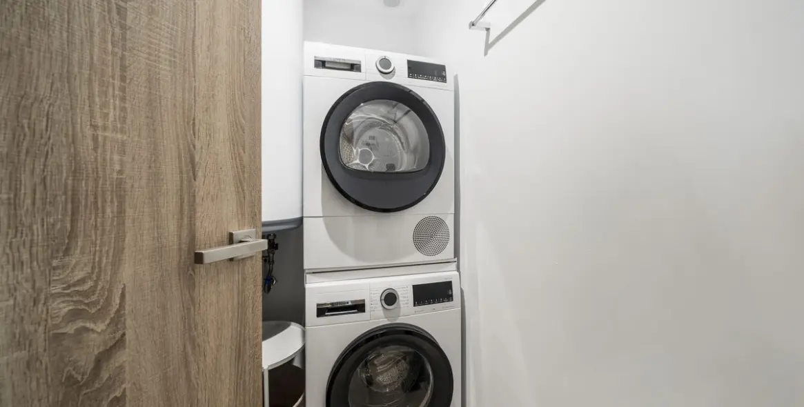 Продажа апартаментов на среднем этаже в Estepona 23