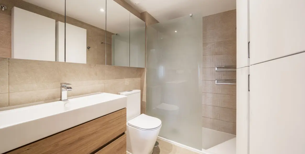 Продажа апартаментов на среднем этаже в Estepona 28