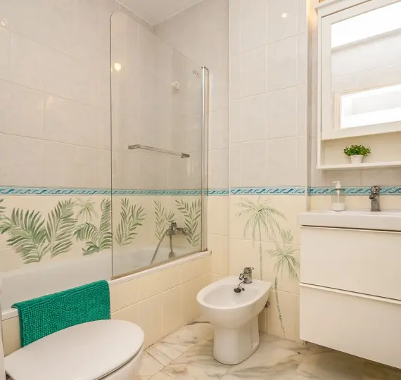 Sale of middle floor apartment in Cabopino