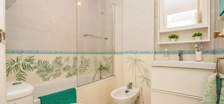 Sale of middle floor apartment in Cabopino 4