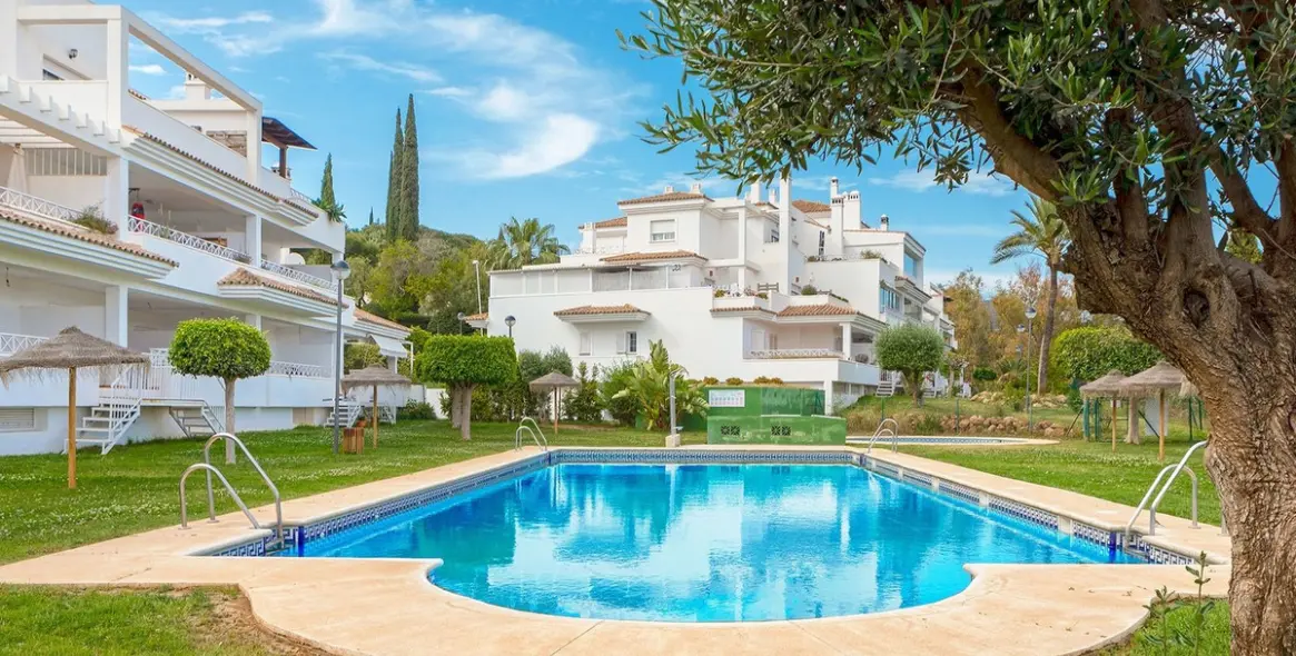 Sale of ground floor apartment in Marbella 1