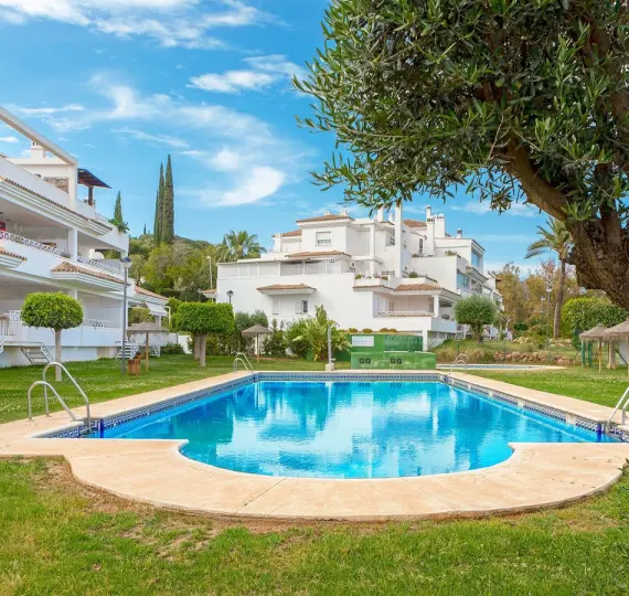 Sale of ground floor apartment in Marbella