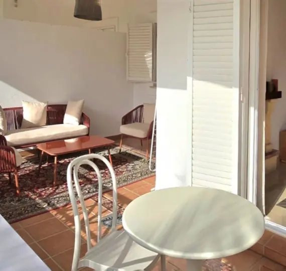 Sale of ground floor apartment in Marbella