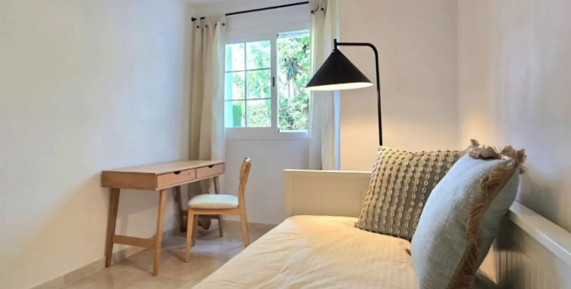 Sale of ground floor apartment in Marbella 20