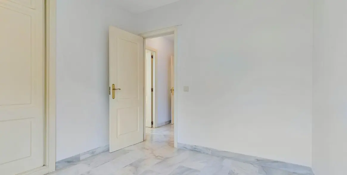 Sale of studio in Marbella 17