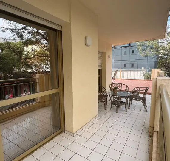 Продажа апартаментов на среднем этаже в Marbella