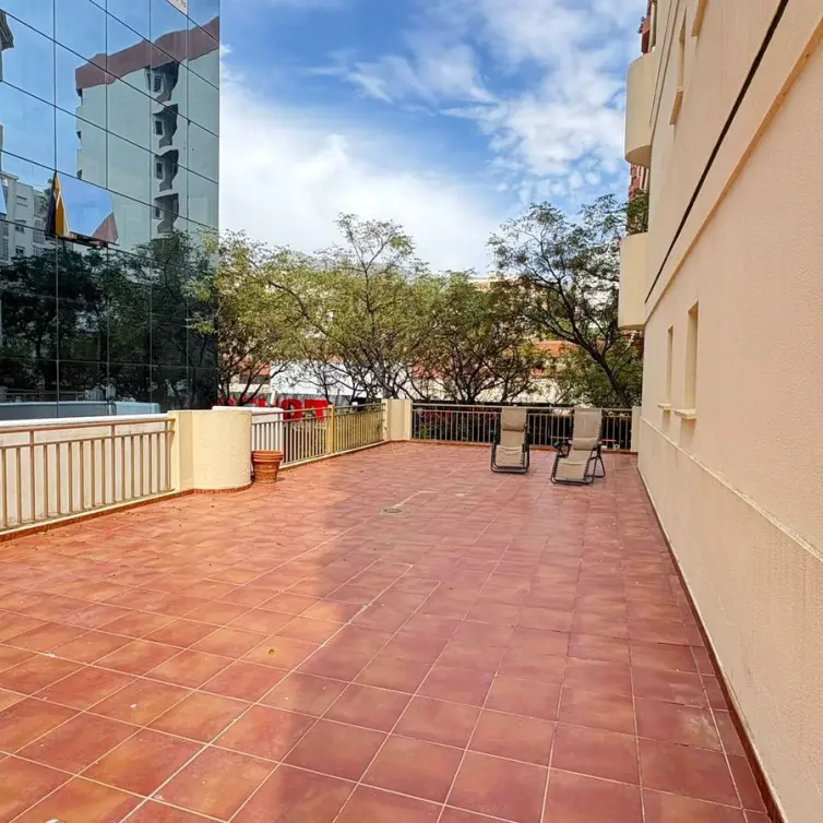 Sale of middle floor apartment in Marbella