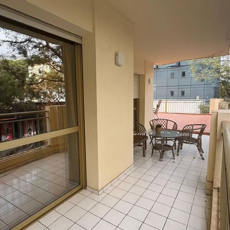 Sale of middle floor apartment in Marbella