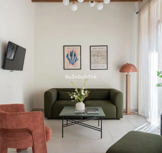 Ground floor apartment R5182972