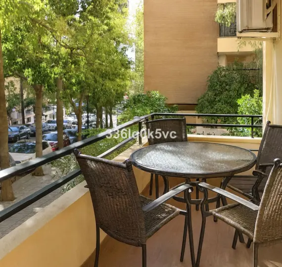 Продажа апартаментов на среднем этаже в Marbella