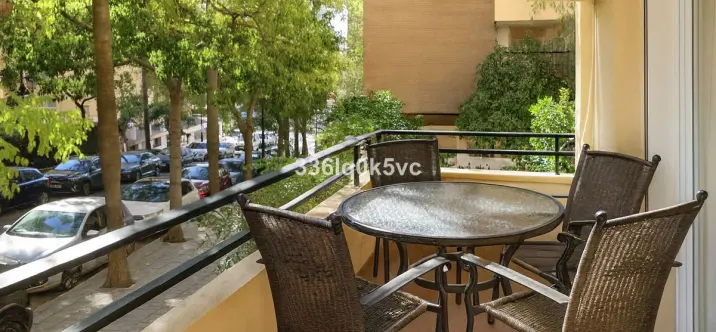 Продажа апартаментов на среднем этаже в Marbella 0