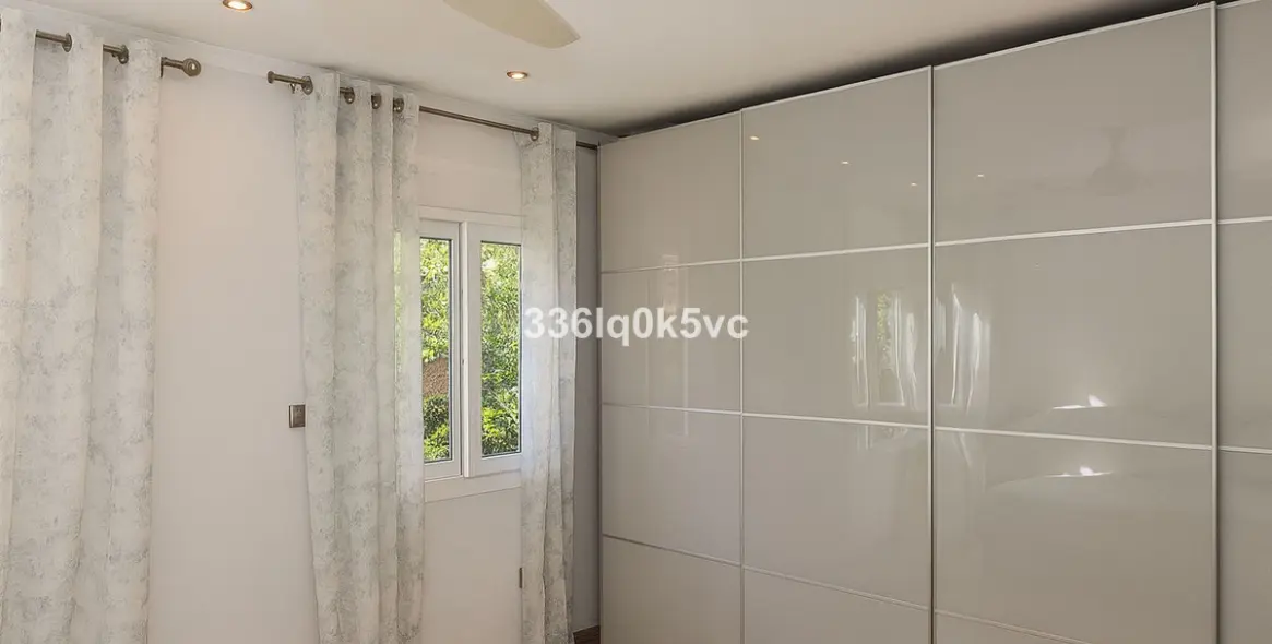 Продажа апартаментов на среднем этаже в Marbella 19