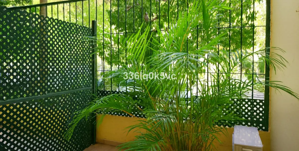 Sale of middle floor apartment in Marbella 27