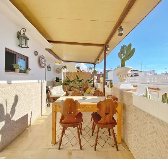 Sale of penthouse in Marbella