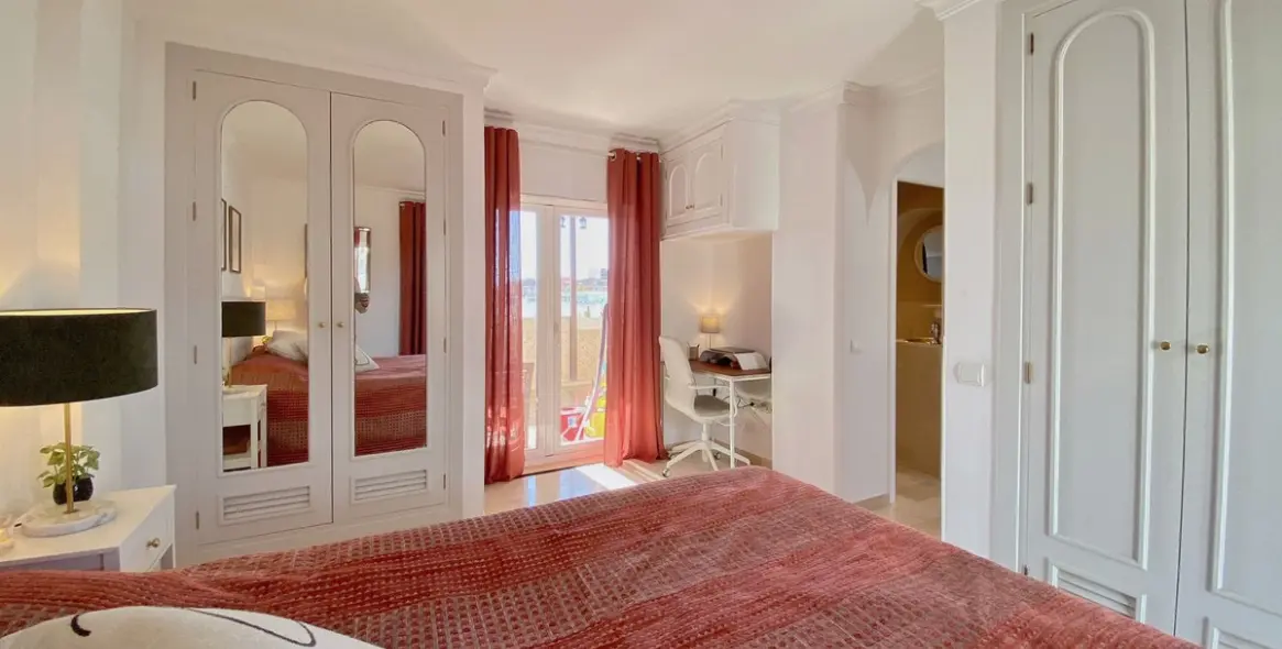 Sale of penthouse in Marbella 26