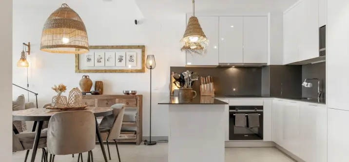 Sale of ground floor apartment in Estepona 4