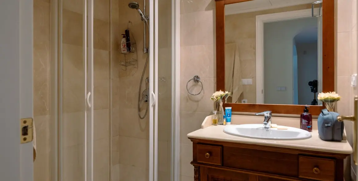 Продажа апартаментов на среднем этаже в Los Arqueros 24