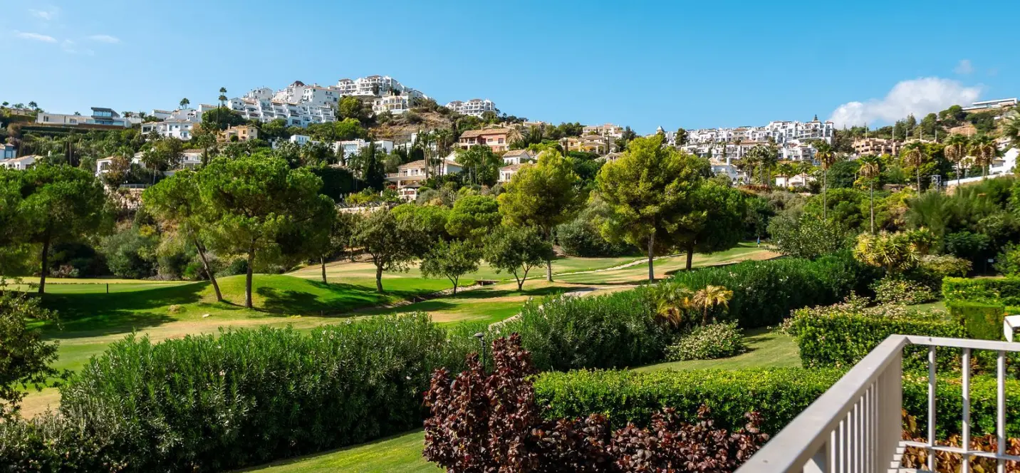 Sale of middle floor apartment in Los Arqueros 0