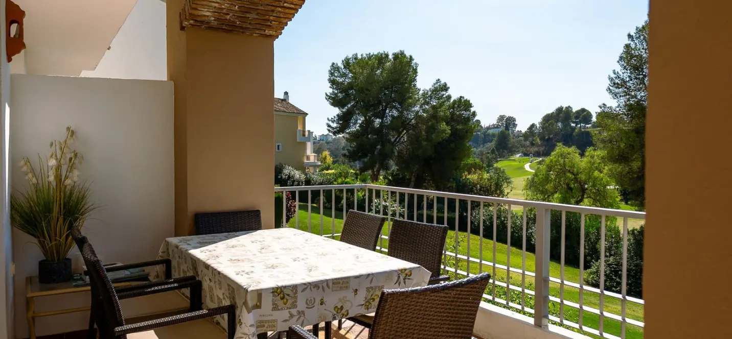 Sale of middle floor apartment in Los Arqueros 1