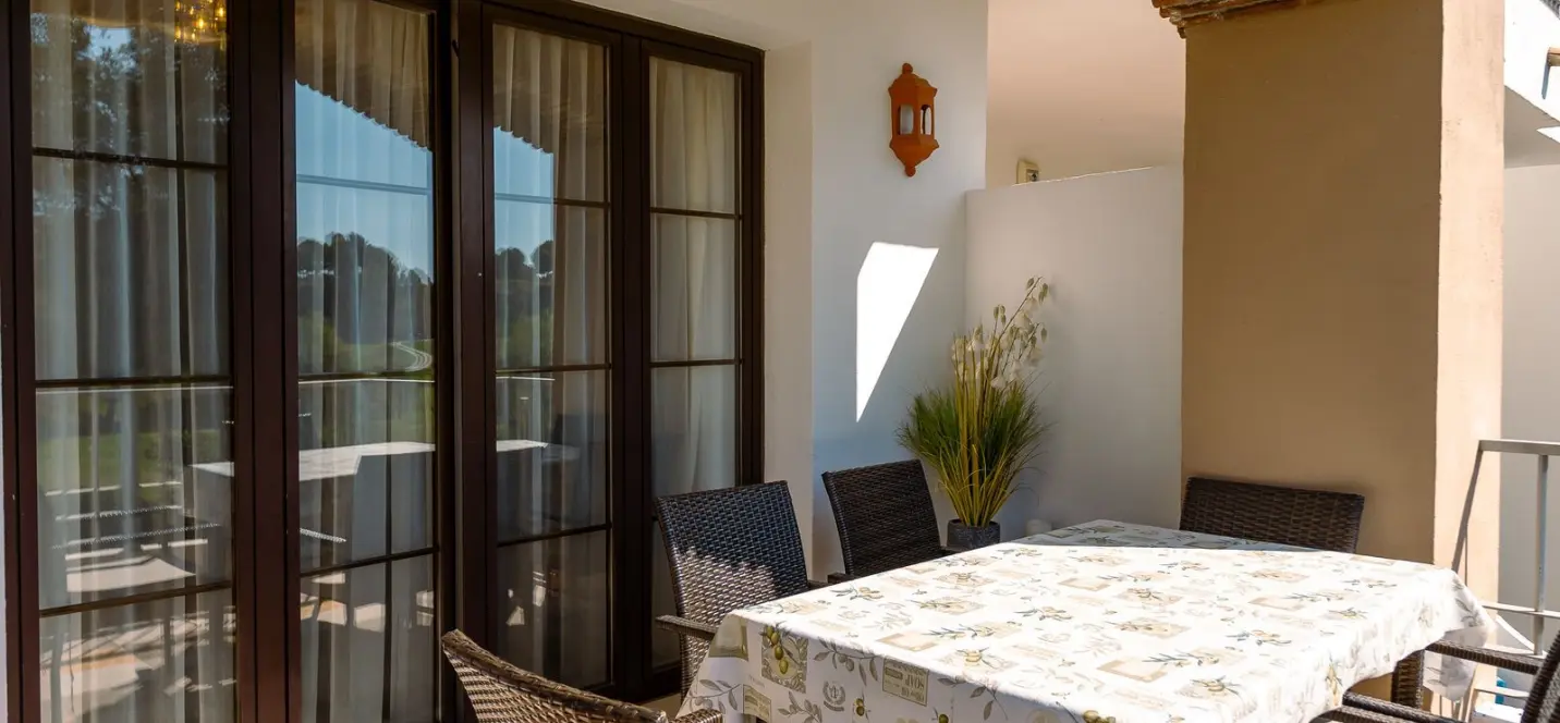Sale of middle floor apartment in Los Arqueros 3