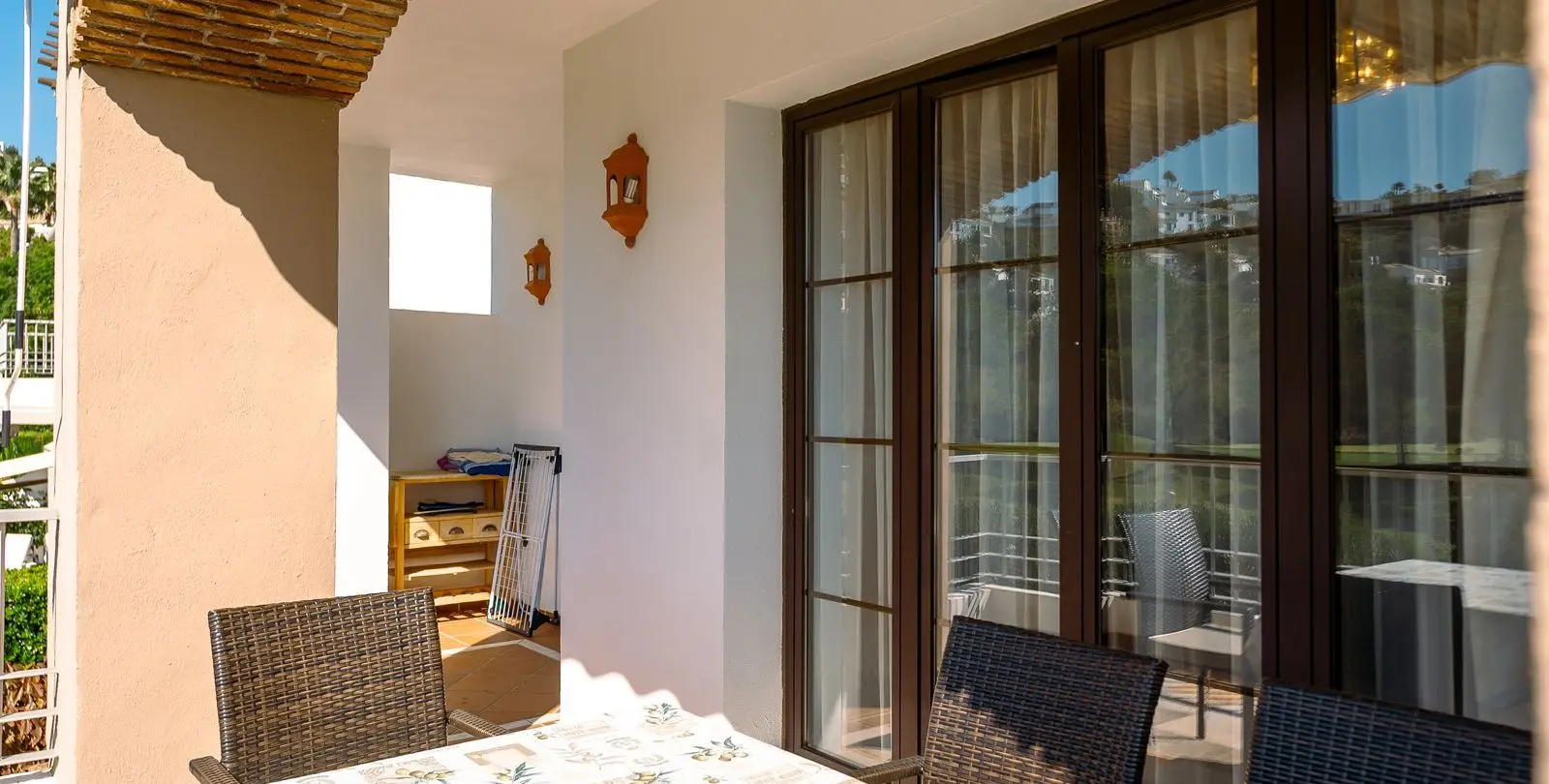Venta de apartamento en planta media en Los Arqueros 5