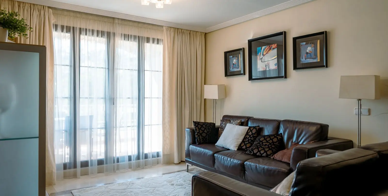 Venta de apartamento en planta media en Los Arqueros 8
