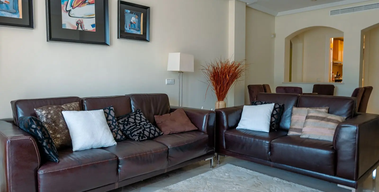 Venta de apartamento en planta media en Los Arqueros 10