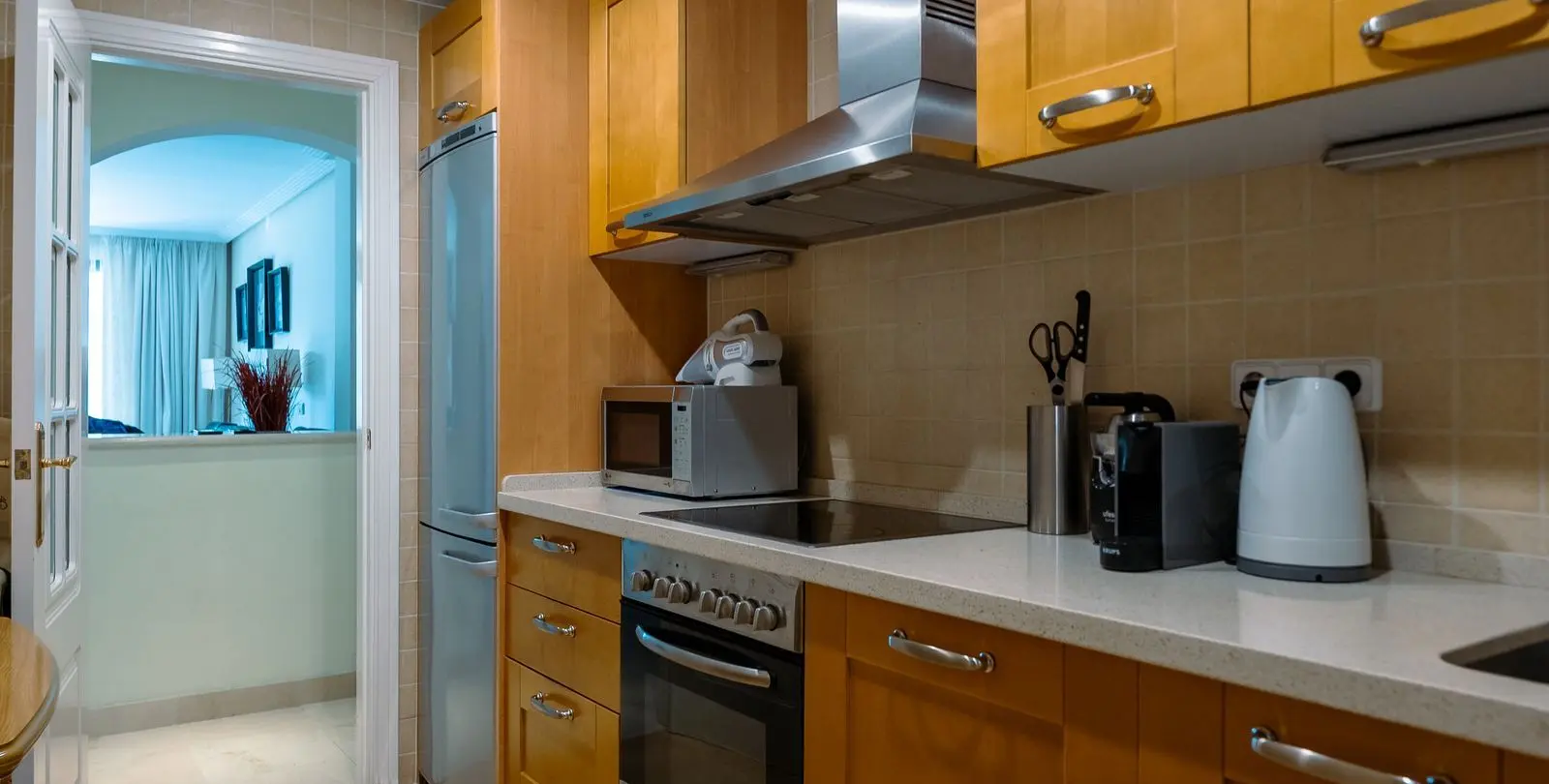 Venta de apartamento en planta media en Los Arqueros 11