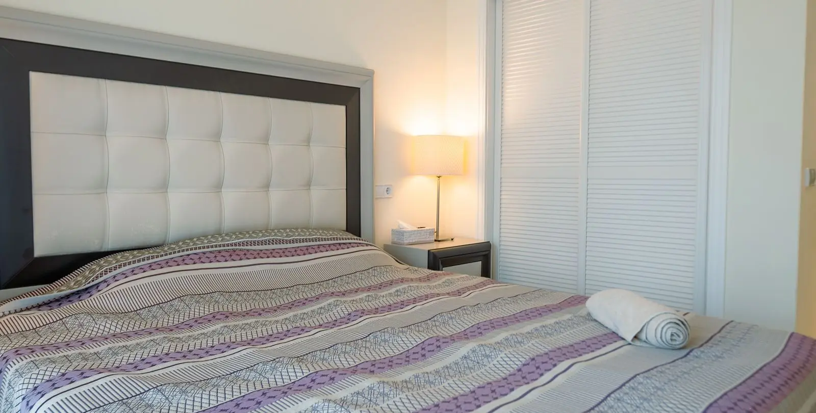 Venta de apartamento en planta media en Los Arqueros 23